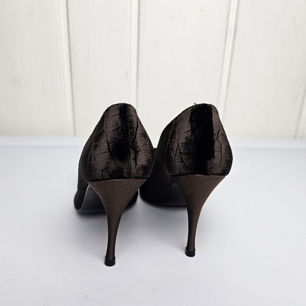 Stuart Weitzman Brown Velvet Snake Skin RhinestoneBow Leather Peeptoe Heels - Picture 3 of 11